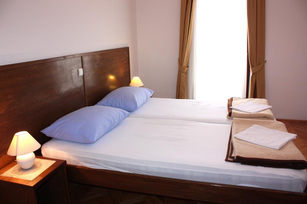 Mb Bed&Breakfast 帕格 客房 照片